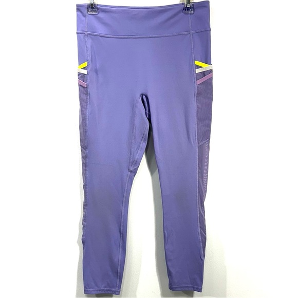 FABLETICS Trinity Motion365® Mid-Rise 7/8 Legging - Picture 2 of 8